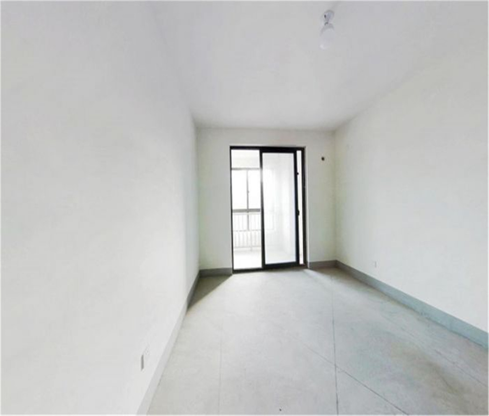兴石花园 3室1厅1卫 115m&sup2;