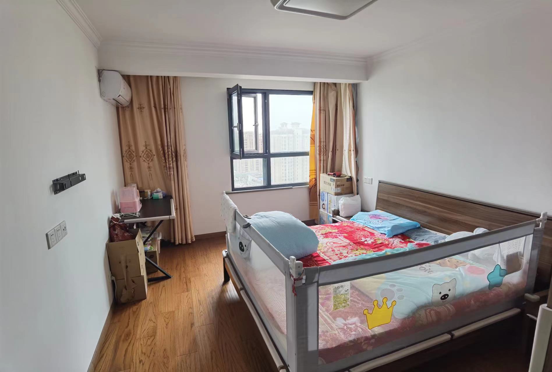 万通城 2室2厅1卫 95.57m&sup2;