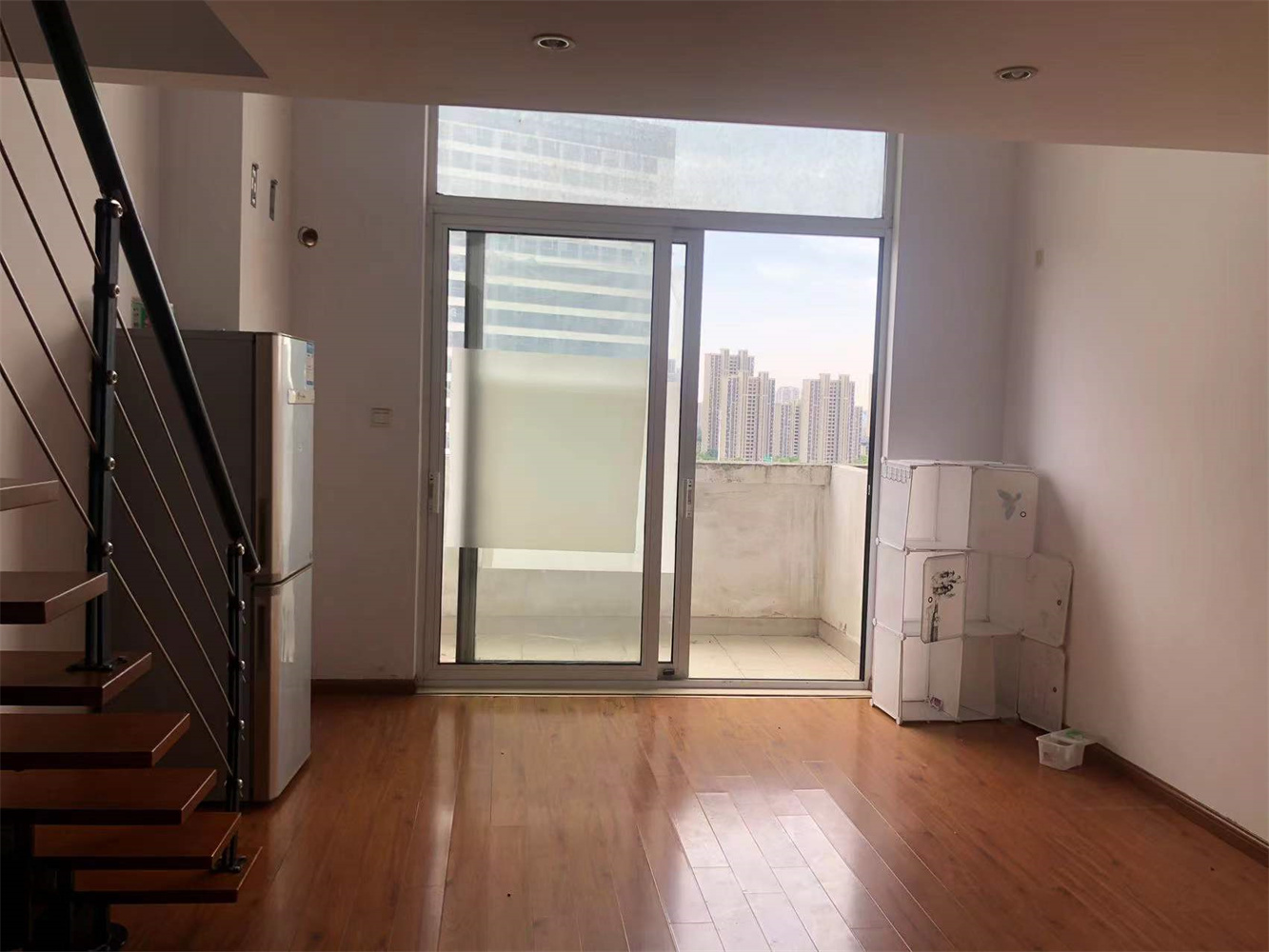 金海岸国际广场 1室1厅1卫 40m&sup2;