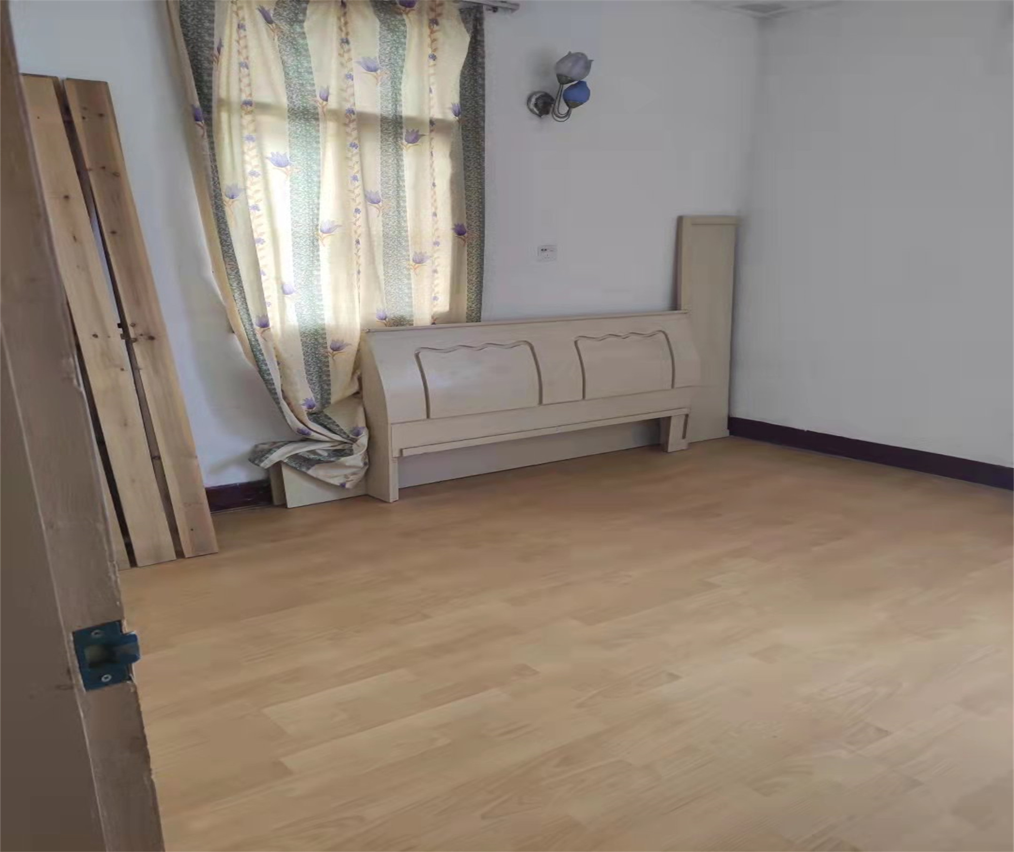 虹桥新村(朝霞路) 2室1厅1卫 65.96m&sup2;