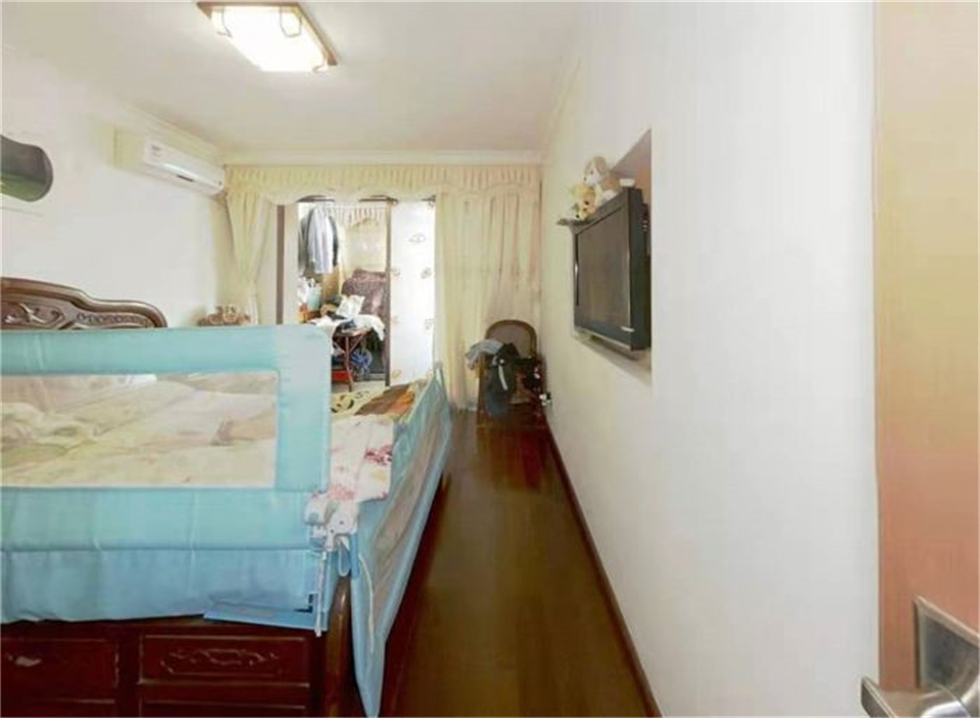 天山花苑 3室2厅1卫 141.5m&sup2;