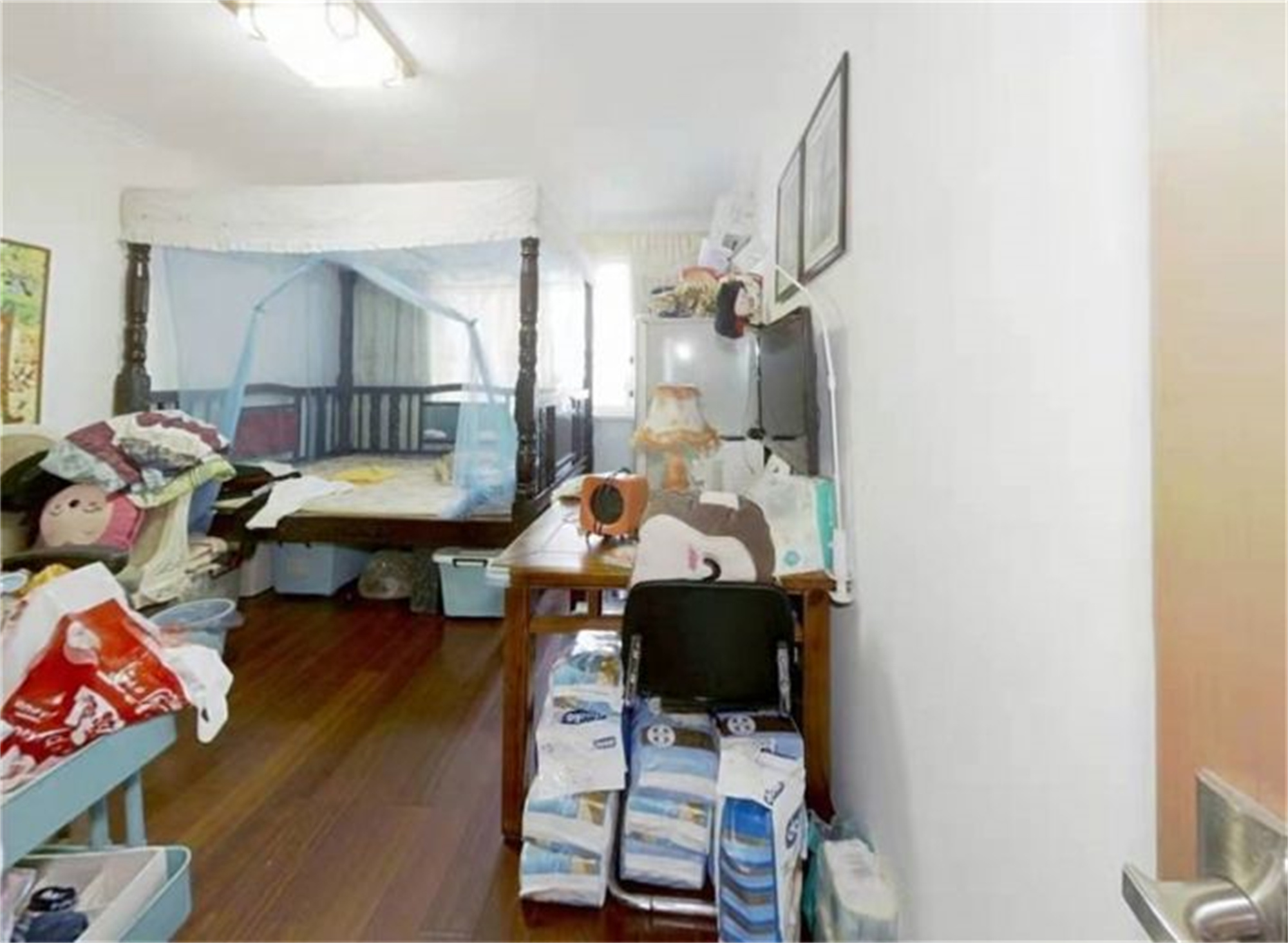 天山花苑 3室2厅1卫 141.5m&sup2;