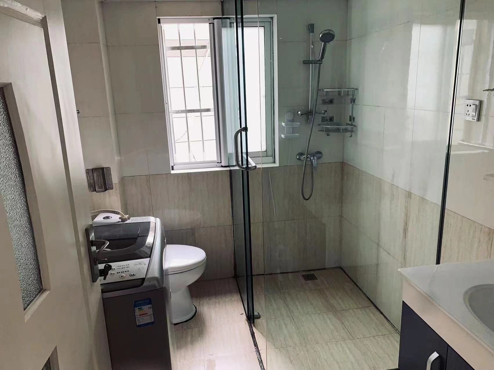 城港新村 2室1厅1卫 75m&sup2;