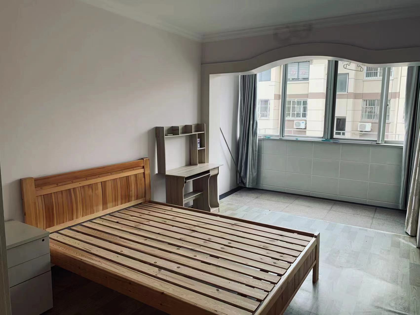 城港新村 2室1厅1卫 75m&sup2;