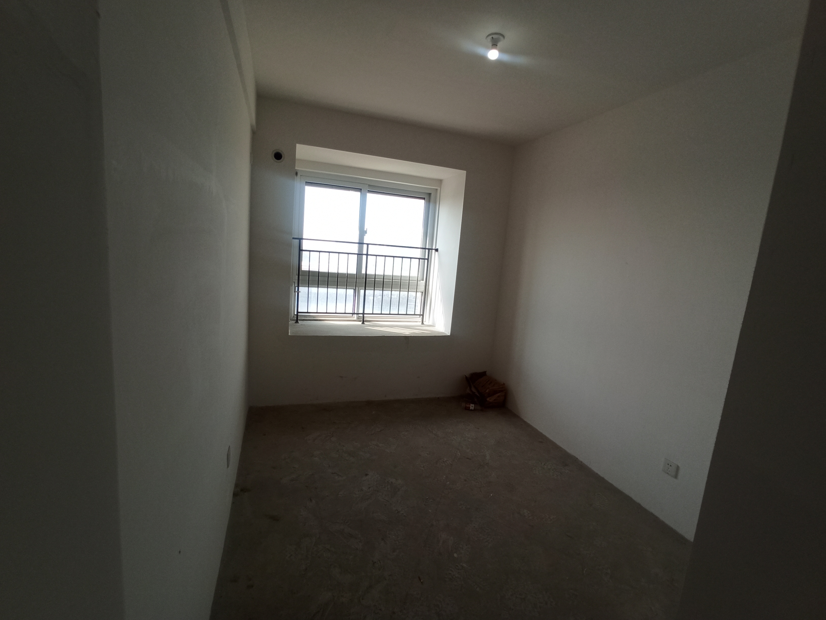 星辰花园 1室1厅1卫 56m²