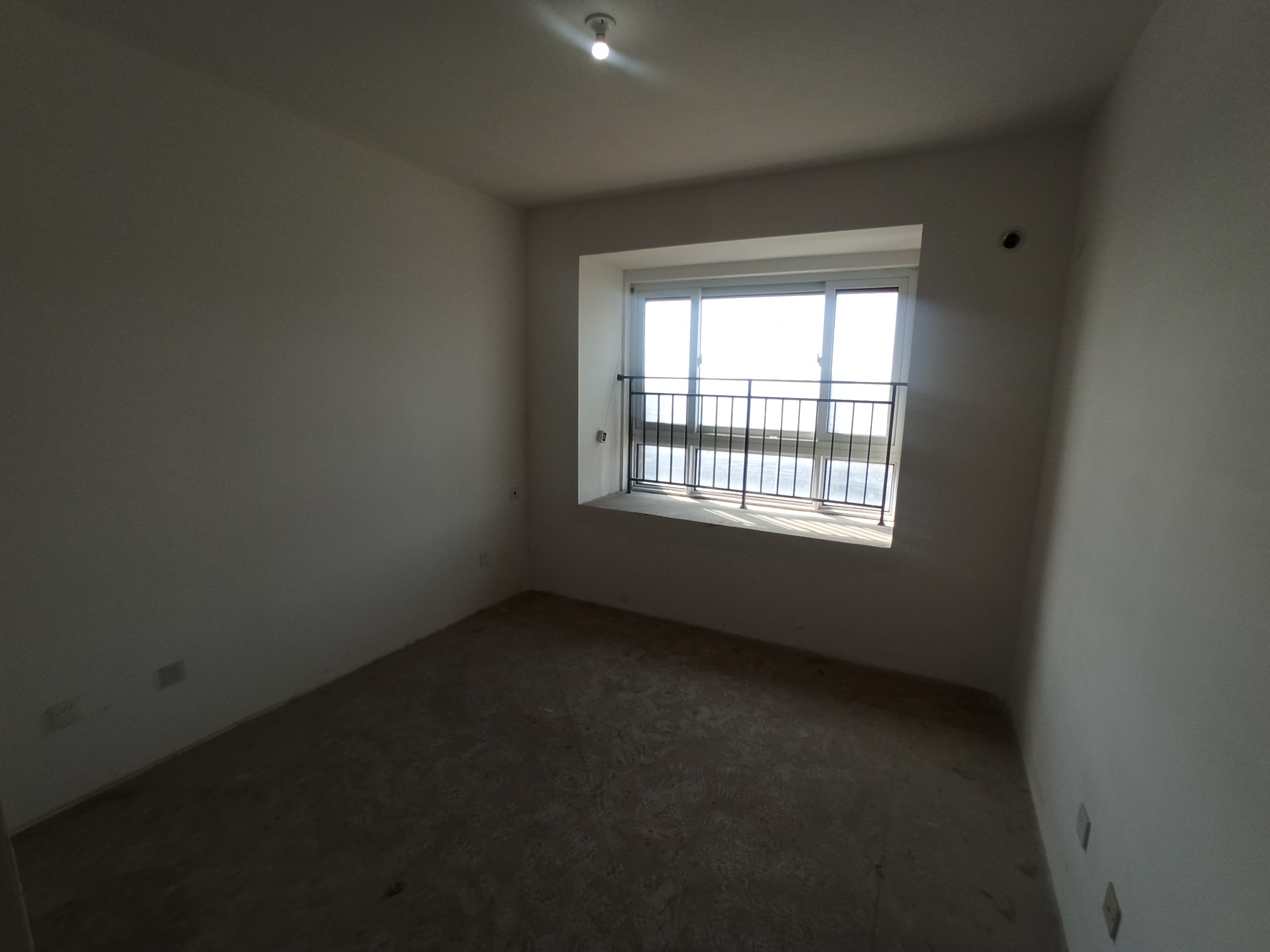 星辰花园 1室1厅1卫 56m²
