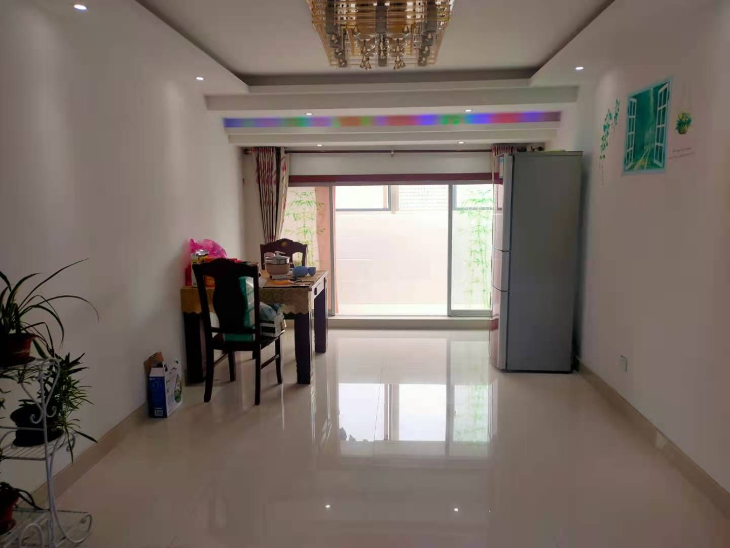 公园二村 5室2厅2卫 253m&sup2;