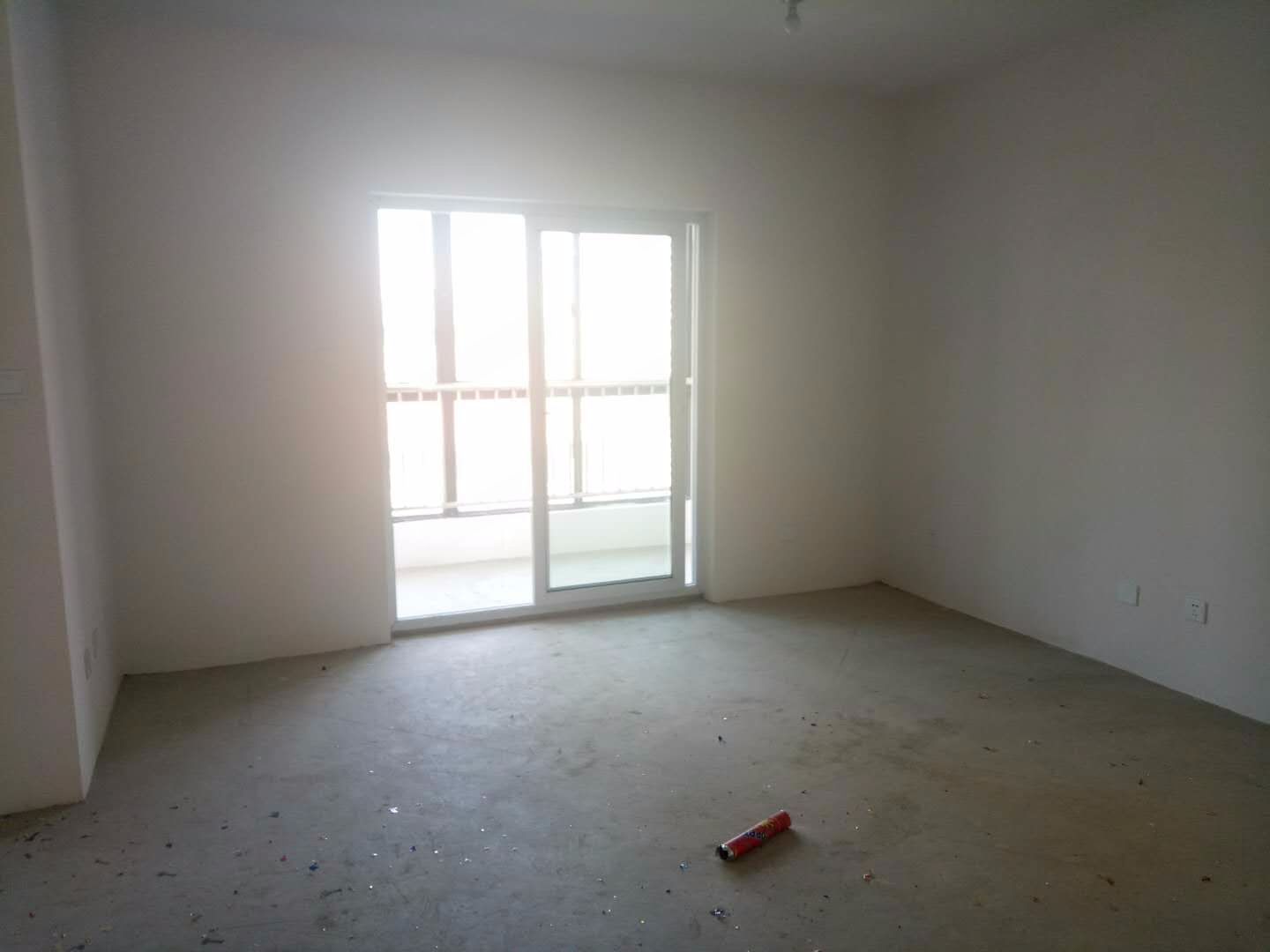 中港翡翠城 3室厅卫 107.61m&sup2;