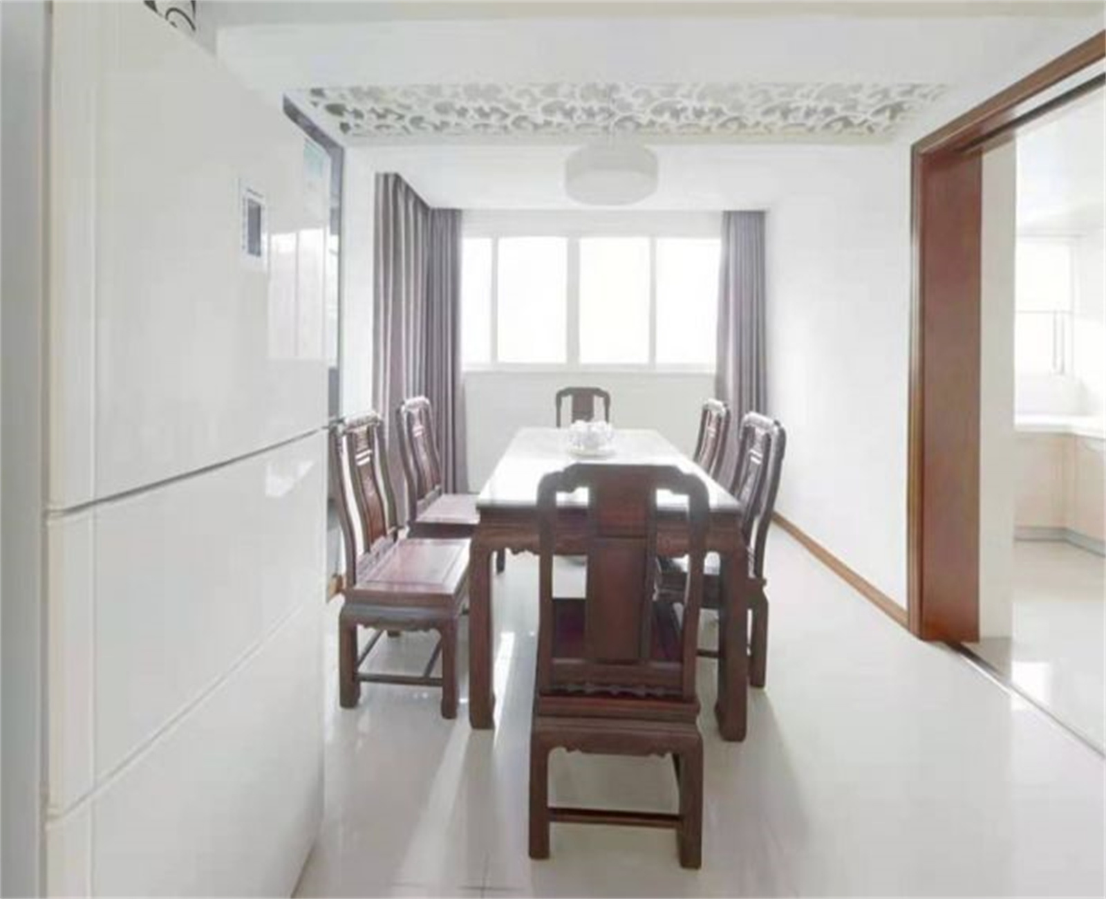 德民花苑 3室2厅1卫 143.6m&sup2;