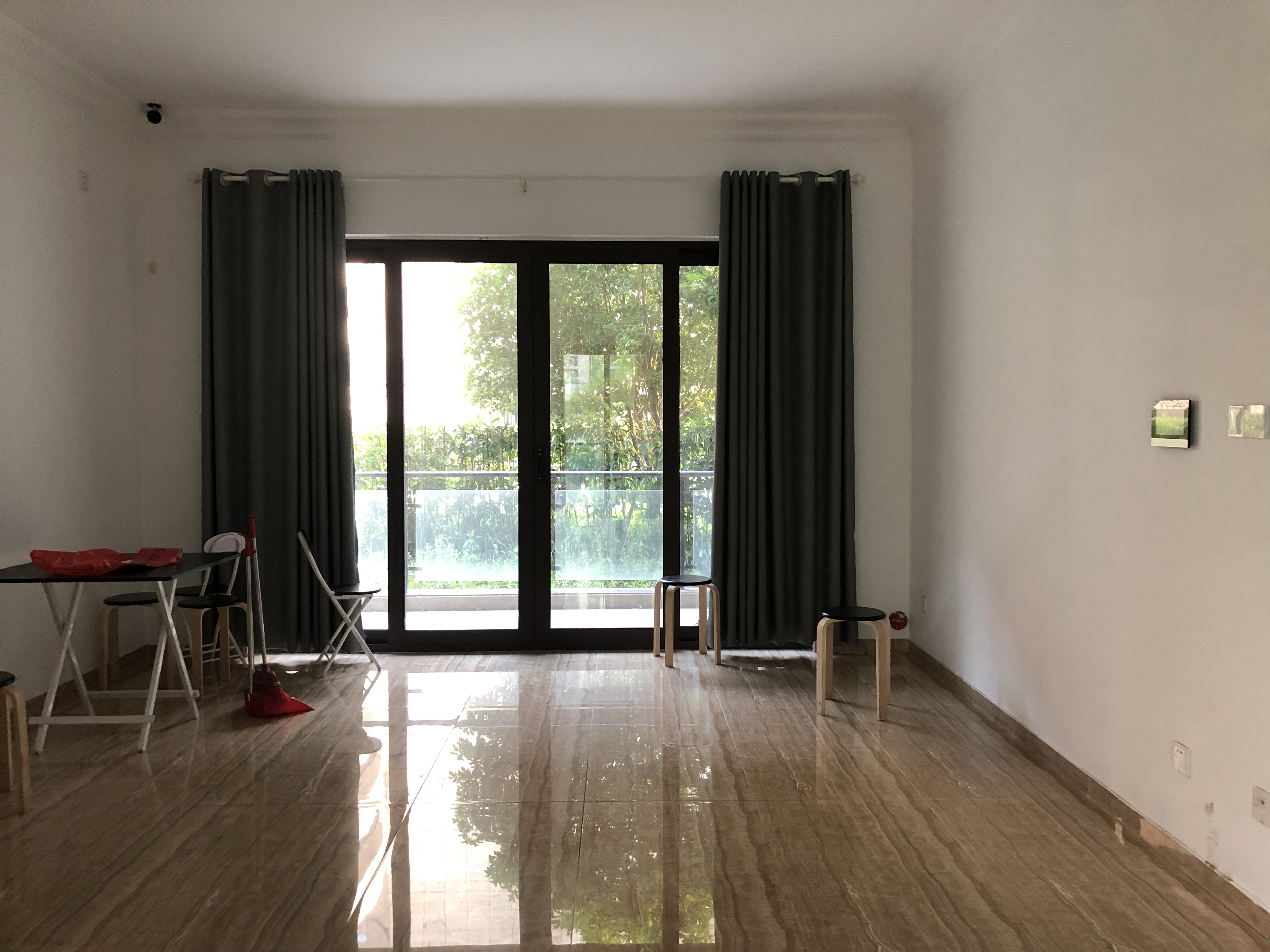 碧桂园时代悦城 3室2厅2卫 114m&sup2;