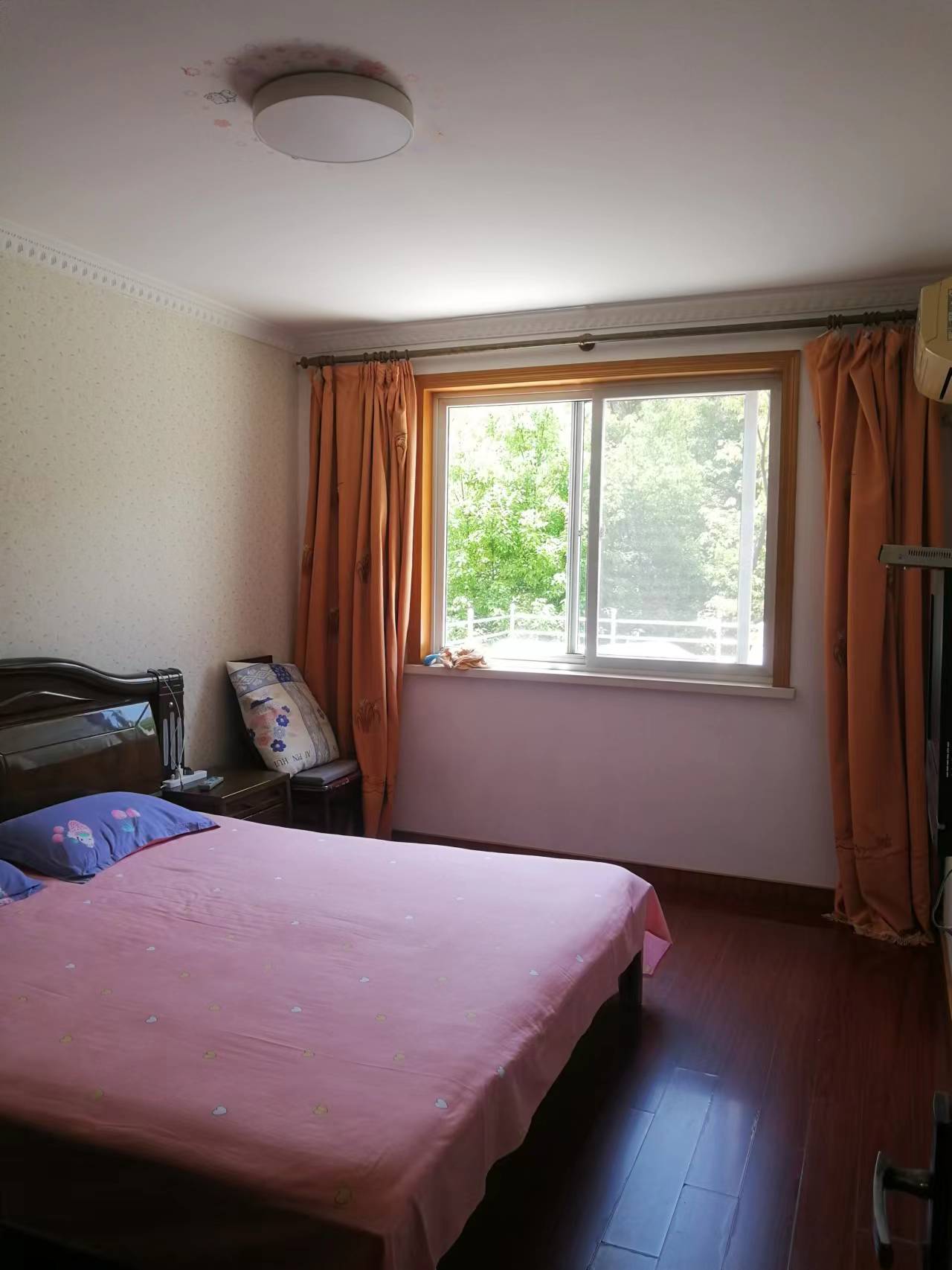 滨江花园 2室1厅1卫 85.6m&sup2;