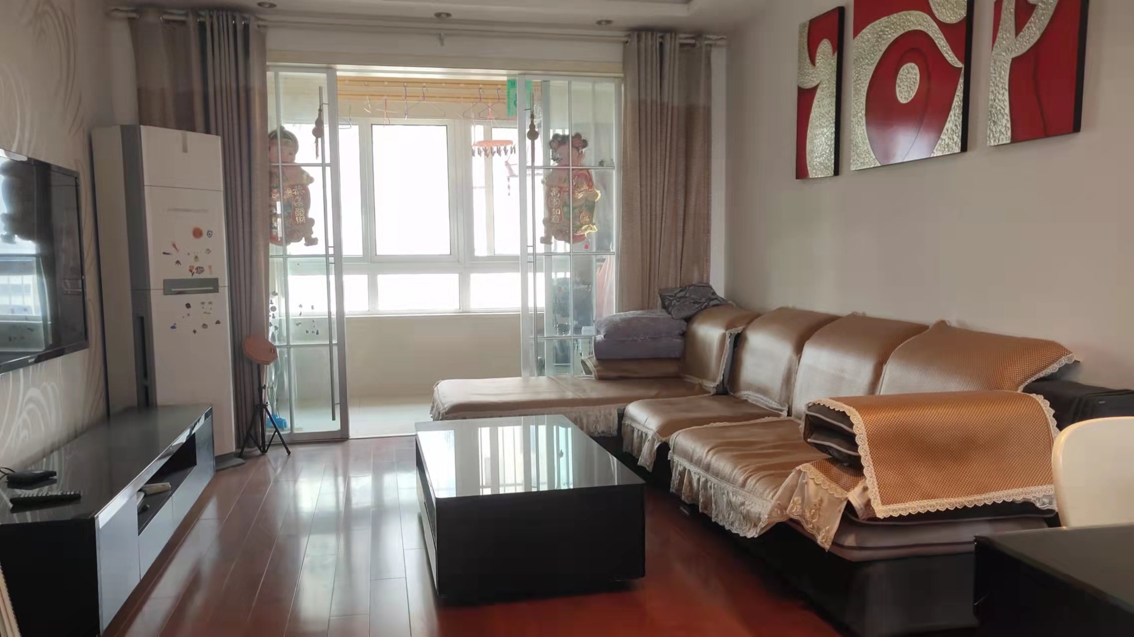 景华城 3室2厅2卫 136.00m&sup2;