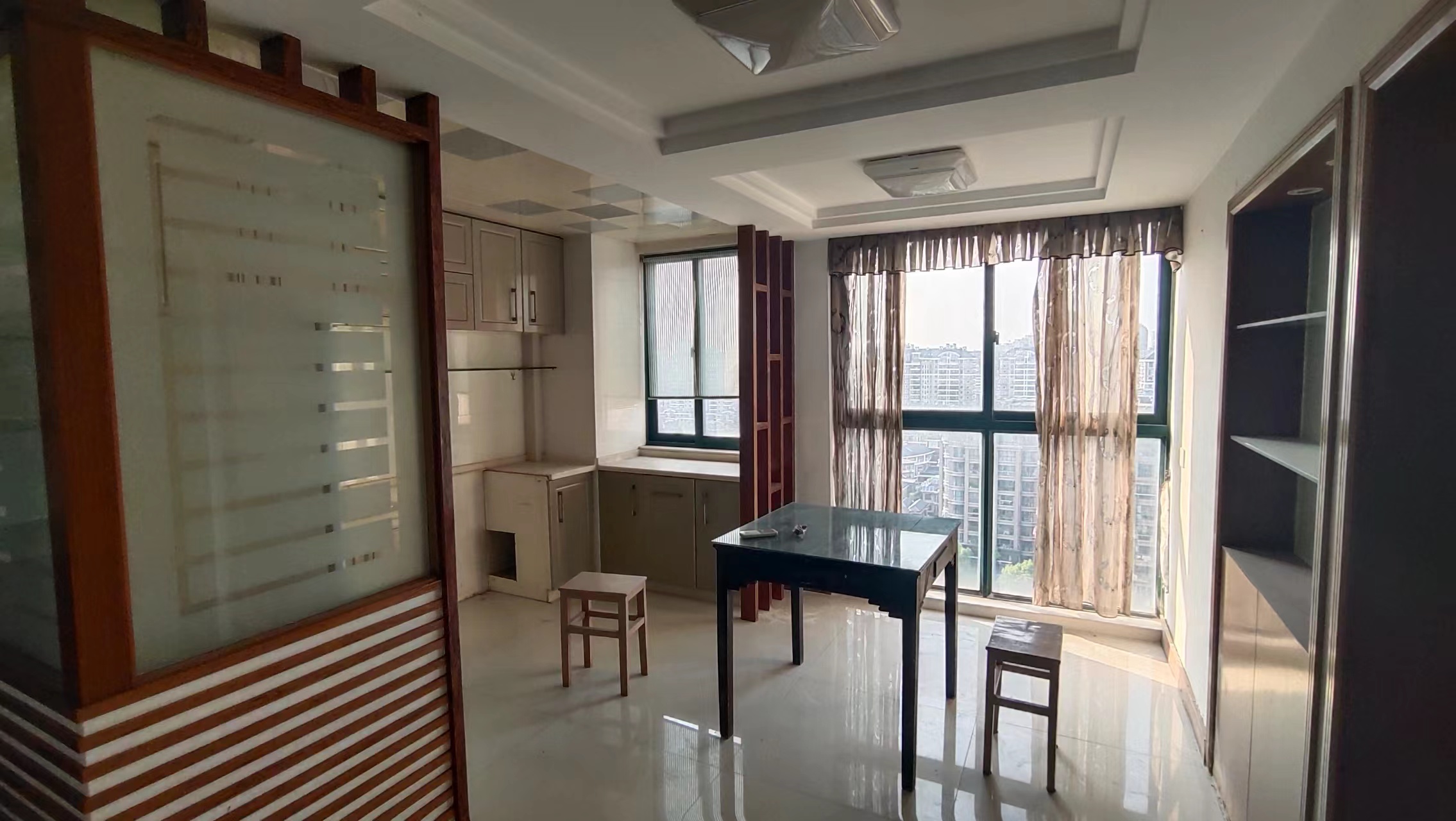新城小区 3室2厅2卫 146m&sup2;