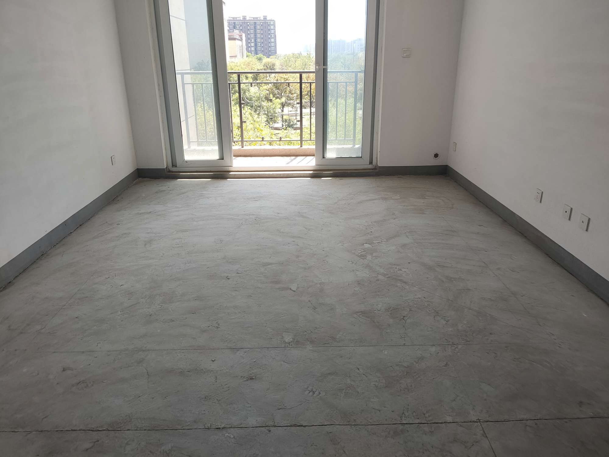 金科廊桥水岸 3室2厅1卫 112m&sup2;