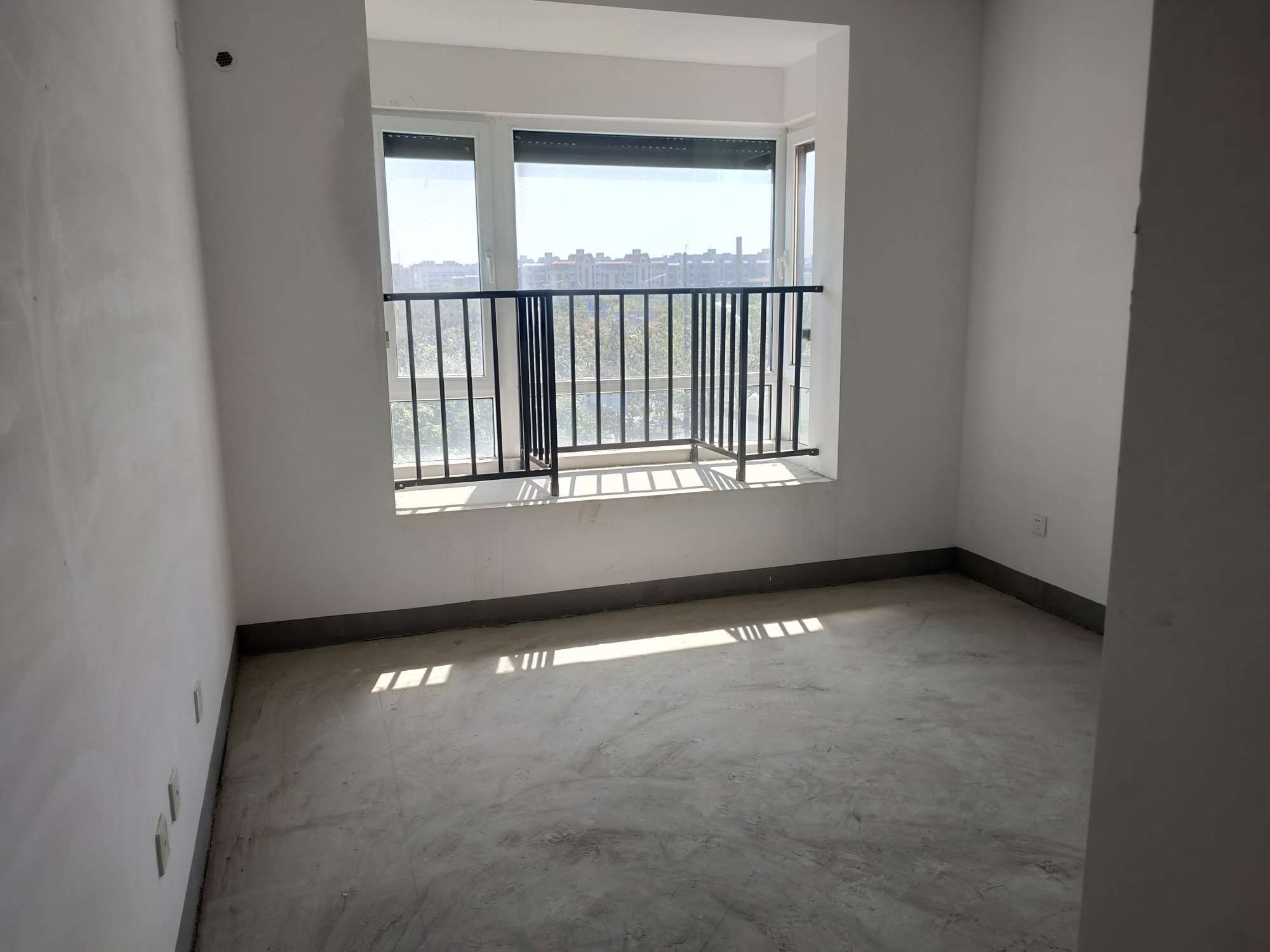 金科廊桥水岸 3室2厅1卫 112m&sup2;