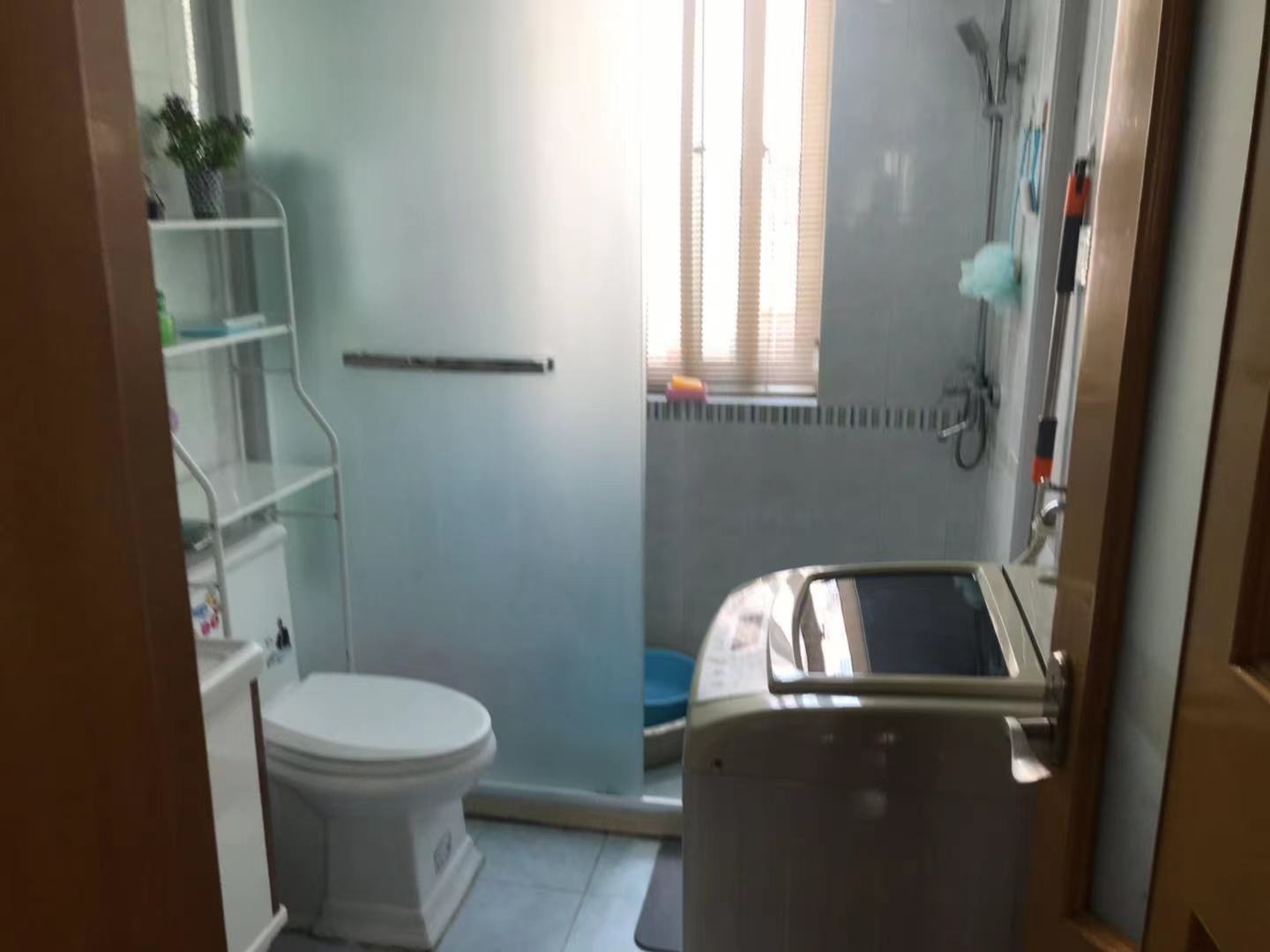 外滩小区 3室2厅2卫 124m&sup2;