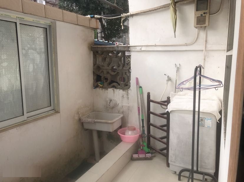 青年路新村 1室1厅1卫 48m²
