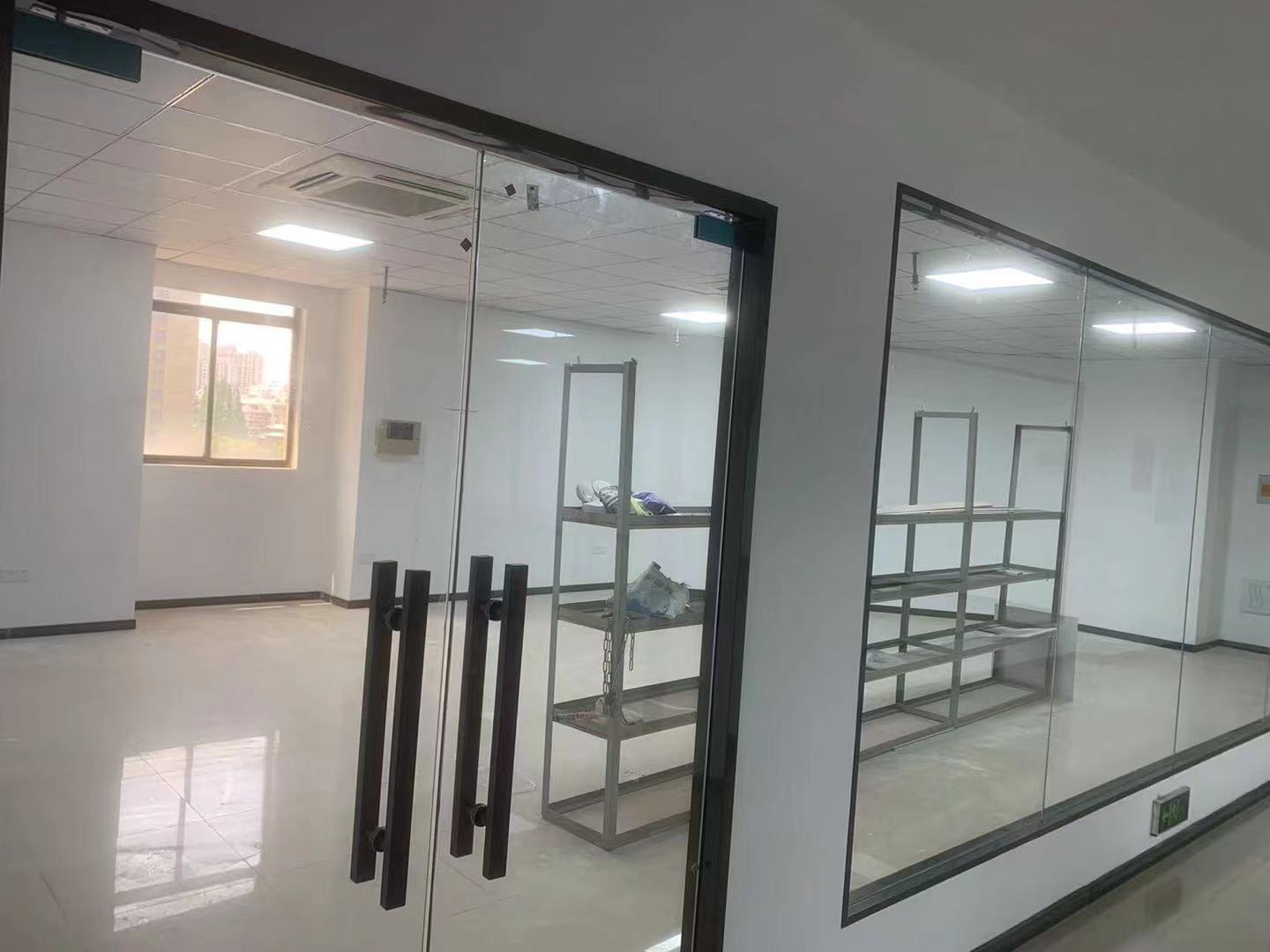 物资大厦 1室1厅1卫 150m&sup2;