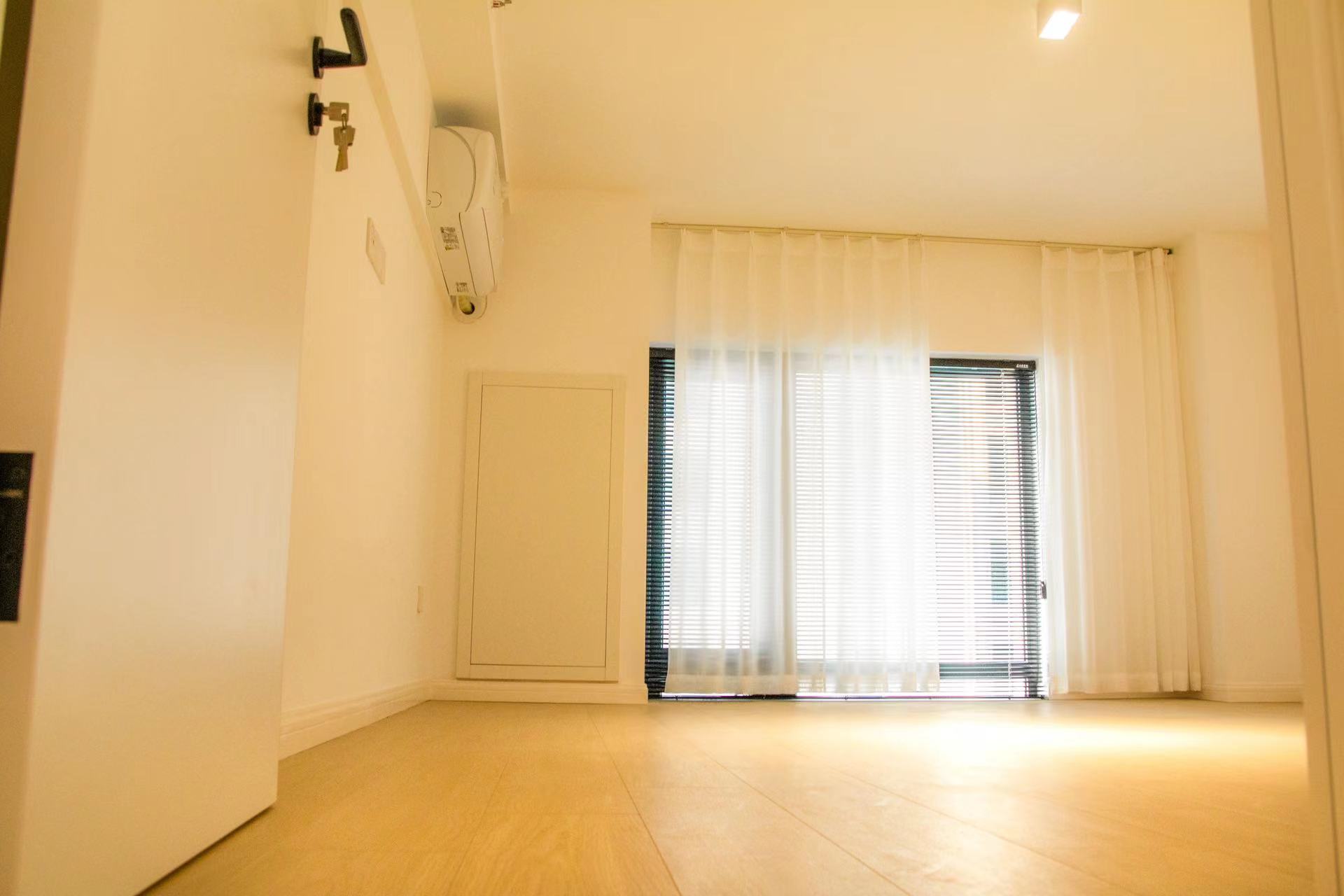 华润万象公馆 2室1厅1卫 70m&sup2;