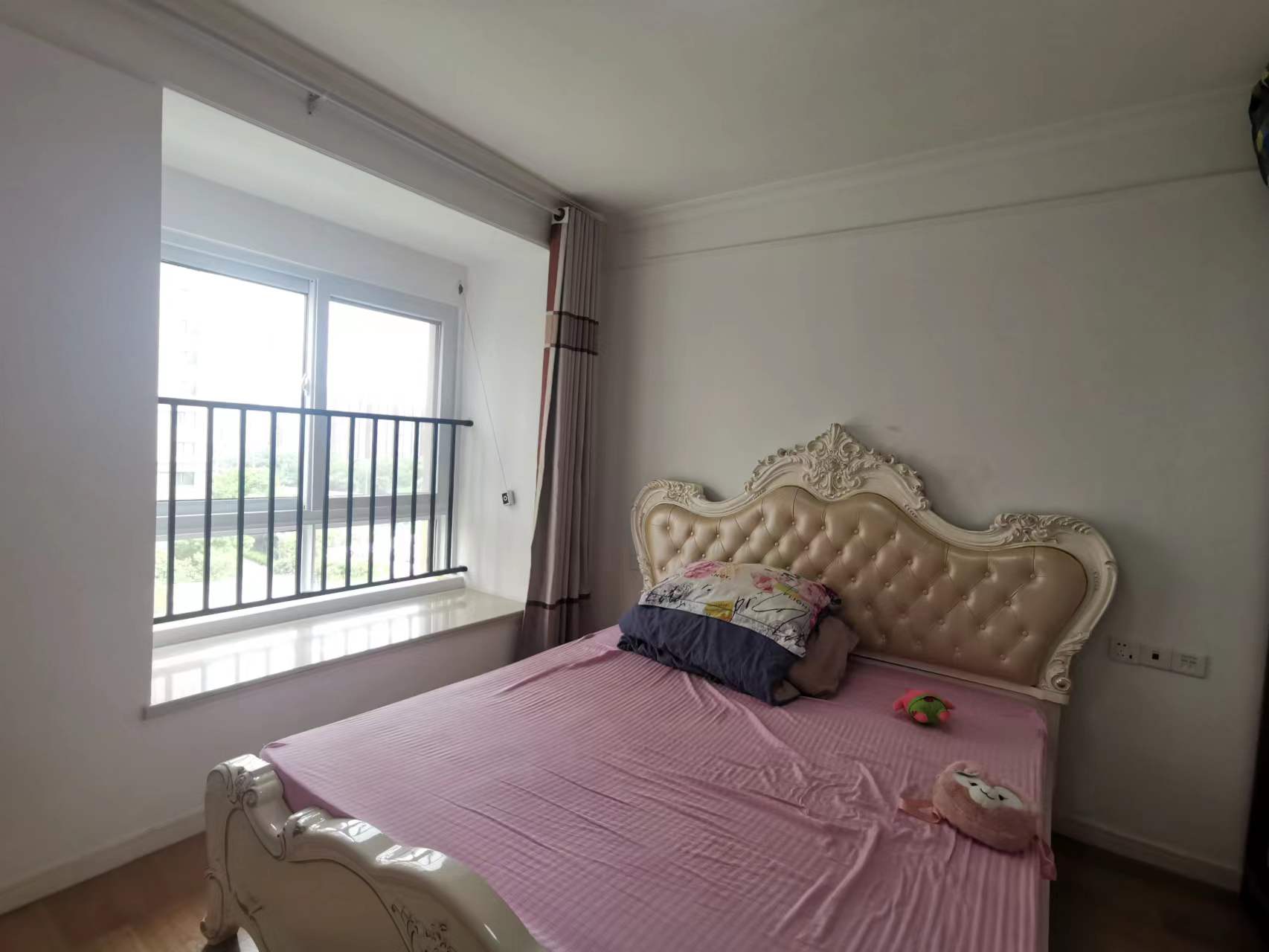 中海碧林湾 3室2厅2卫 113.00m&sup2;