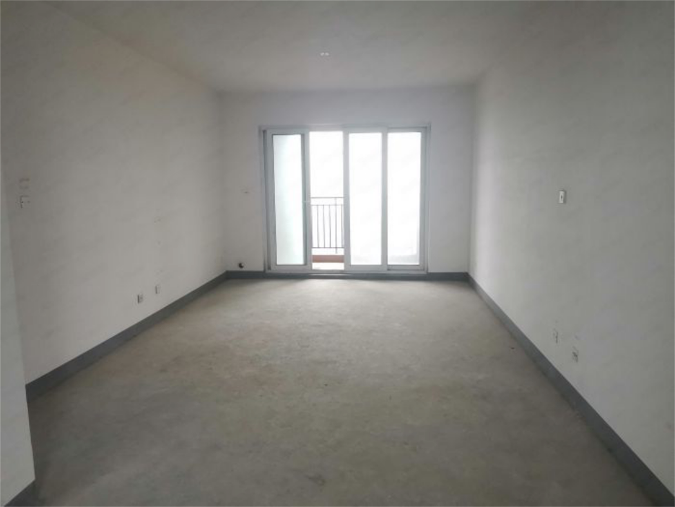 金科廊桥水岸 3室2厅1卫 113m&sup2;