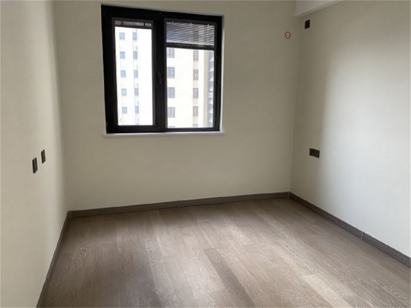 万科有湖（翡翠心湖） 3室2厅2卫 148.00m&sup2;