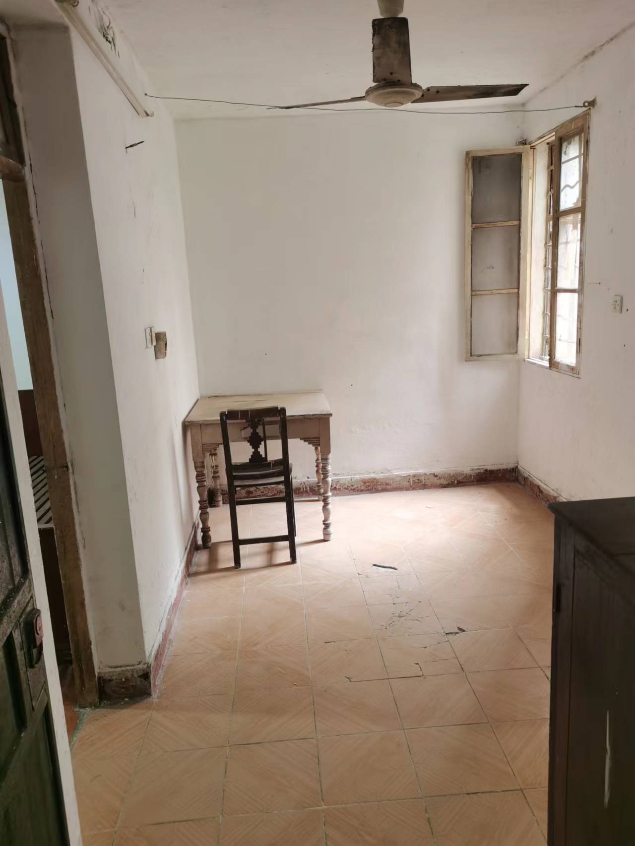 虹桥西村 1室1厅1卫 41.94m²