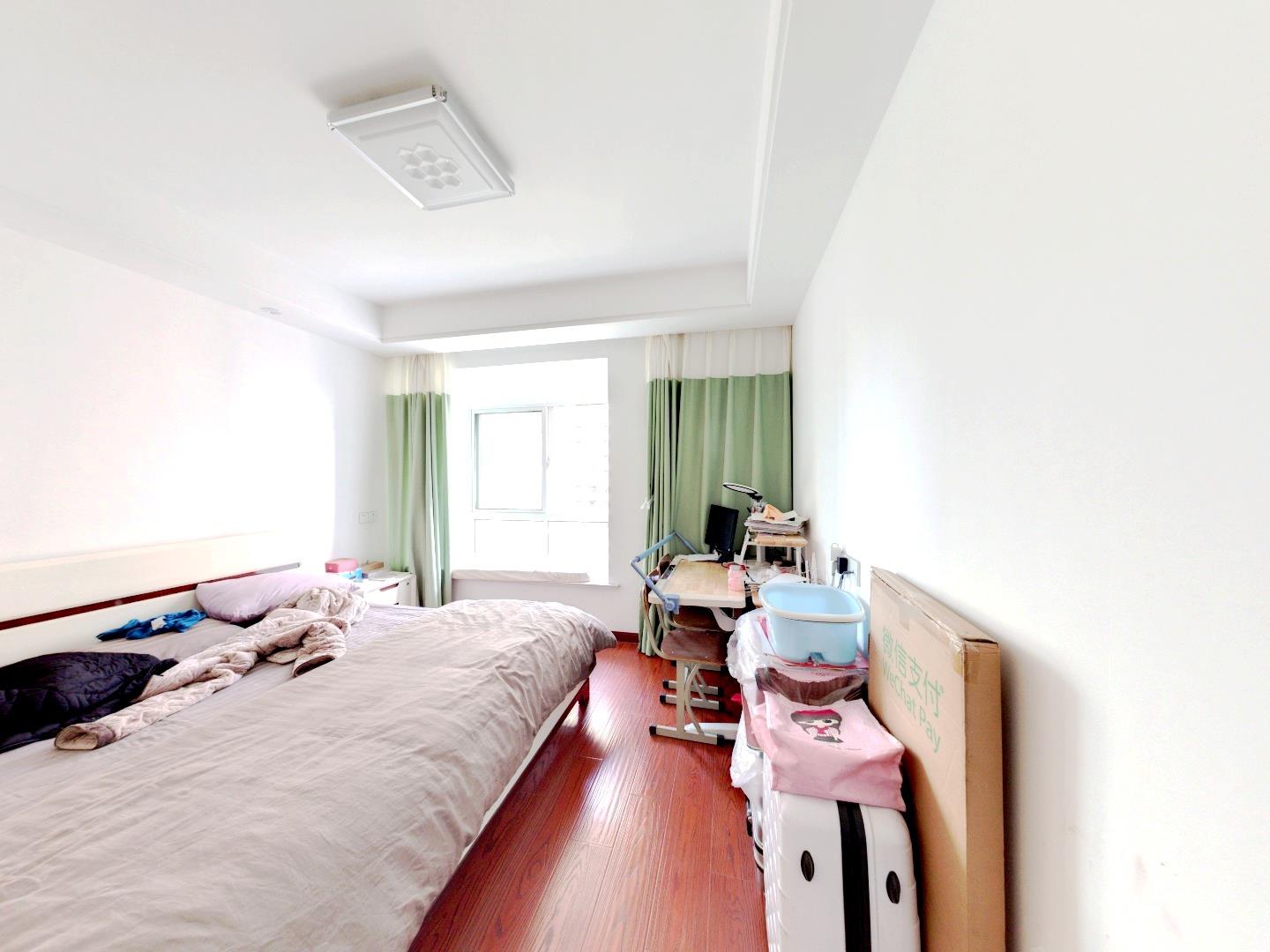 中海碧林湾 3室2厅1卫 108m&sup2;