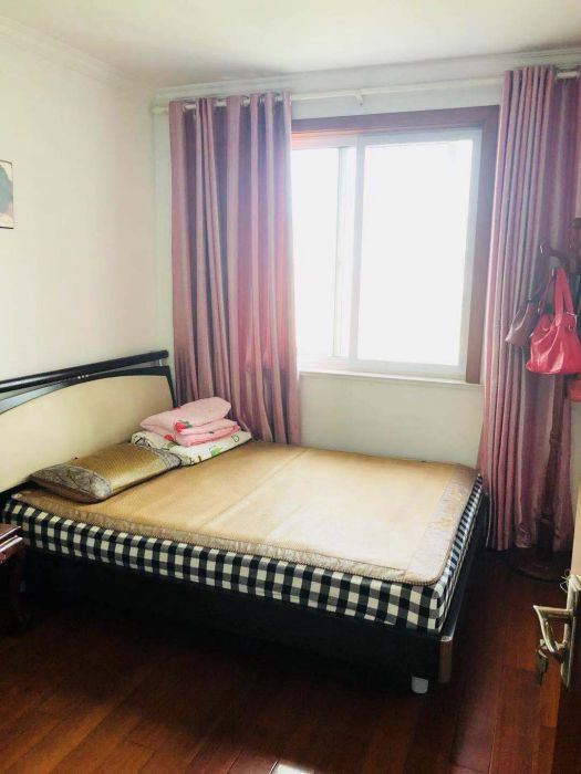 紫东花苑南区 2室2厅1卫 110m&sup2;