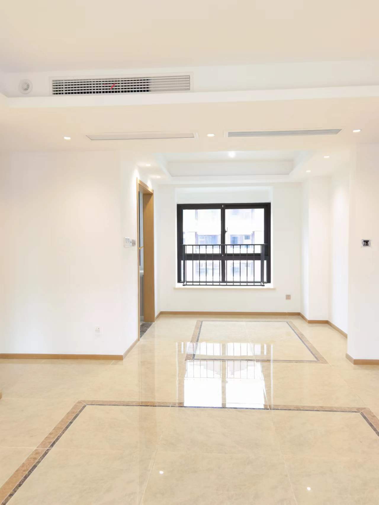 林肯公园 4室2厅2卫 124m&sup2;
