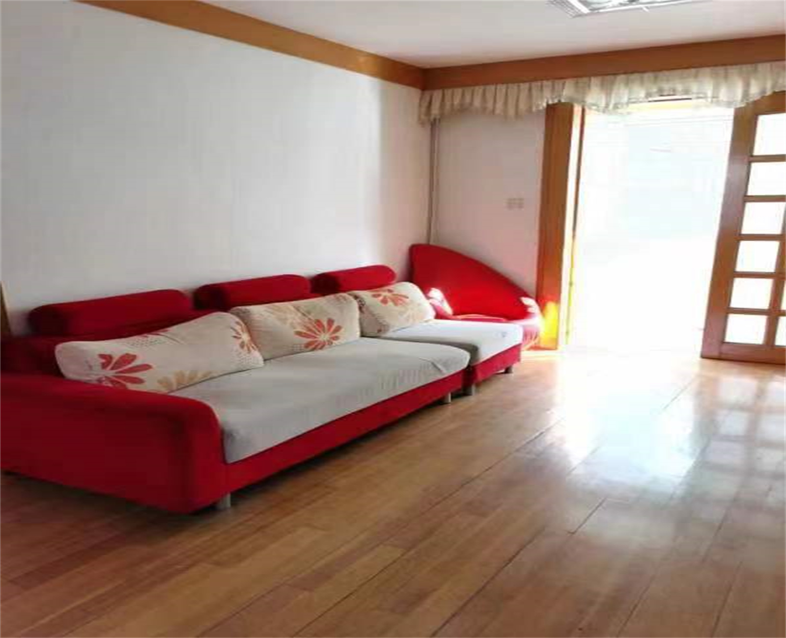 学田苑 3室2厅1卫 92m&sup2;