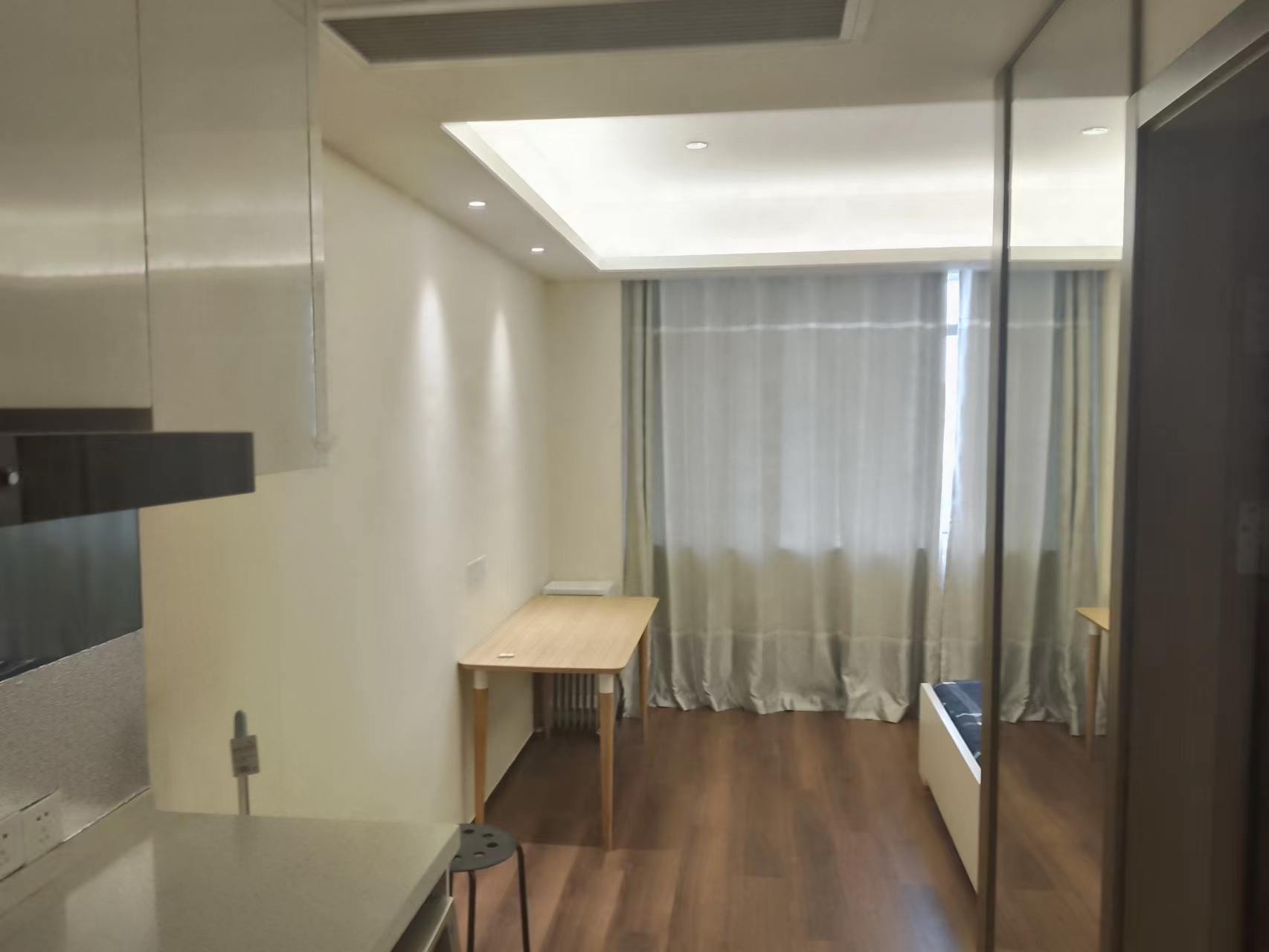 中港金座 1室1厅1卫 42m&sup2;