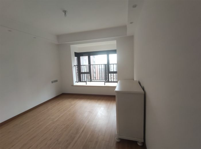 佳期漫 4室2厅2卫 122m&sup2;