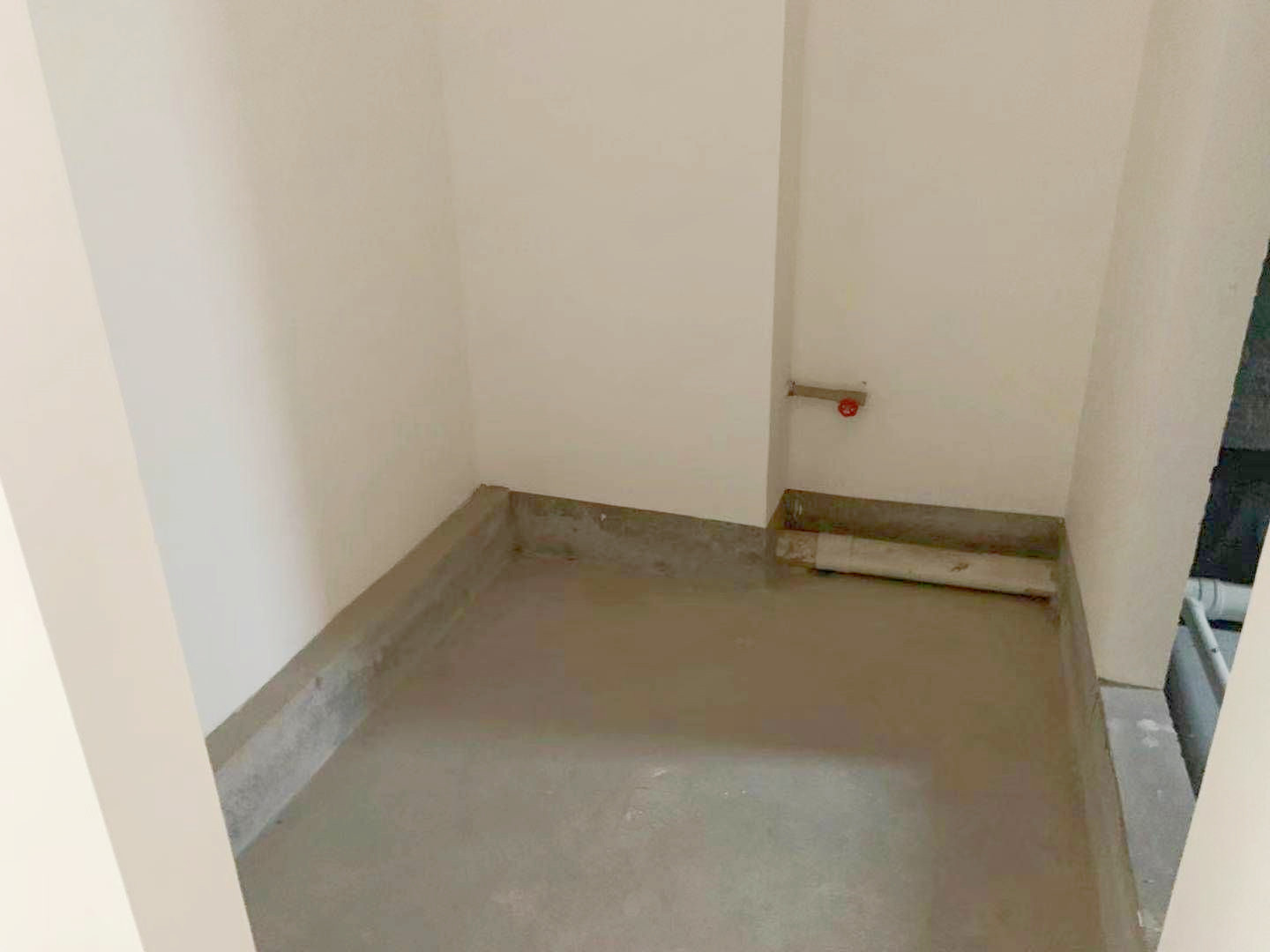 山水壹号 3室3厅3卫 270m&sup2;