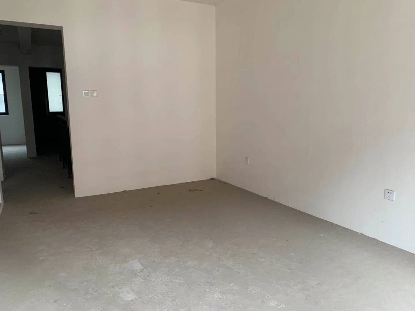 山水壹号 3室3厅3卫 270m&sup2;