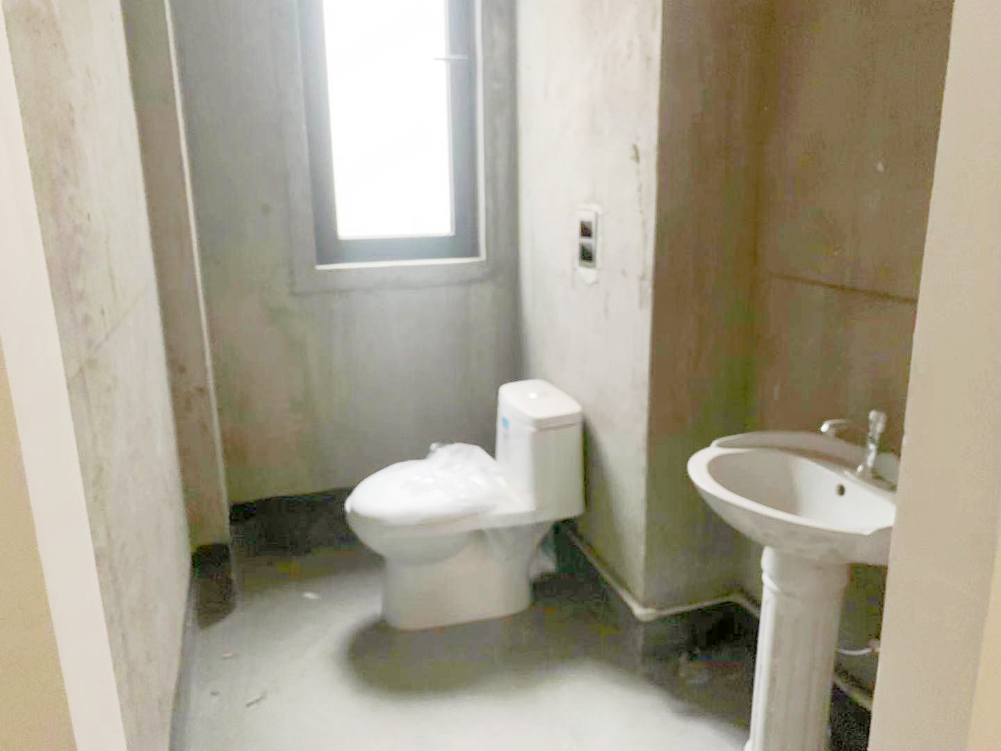 山水壹号 3室3厅3卫 270m&sup2;