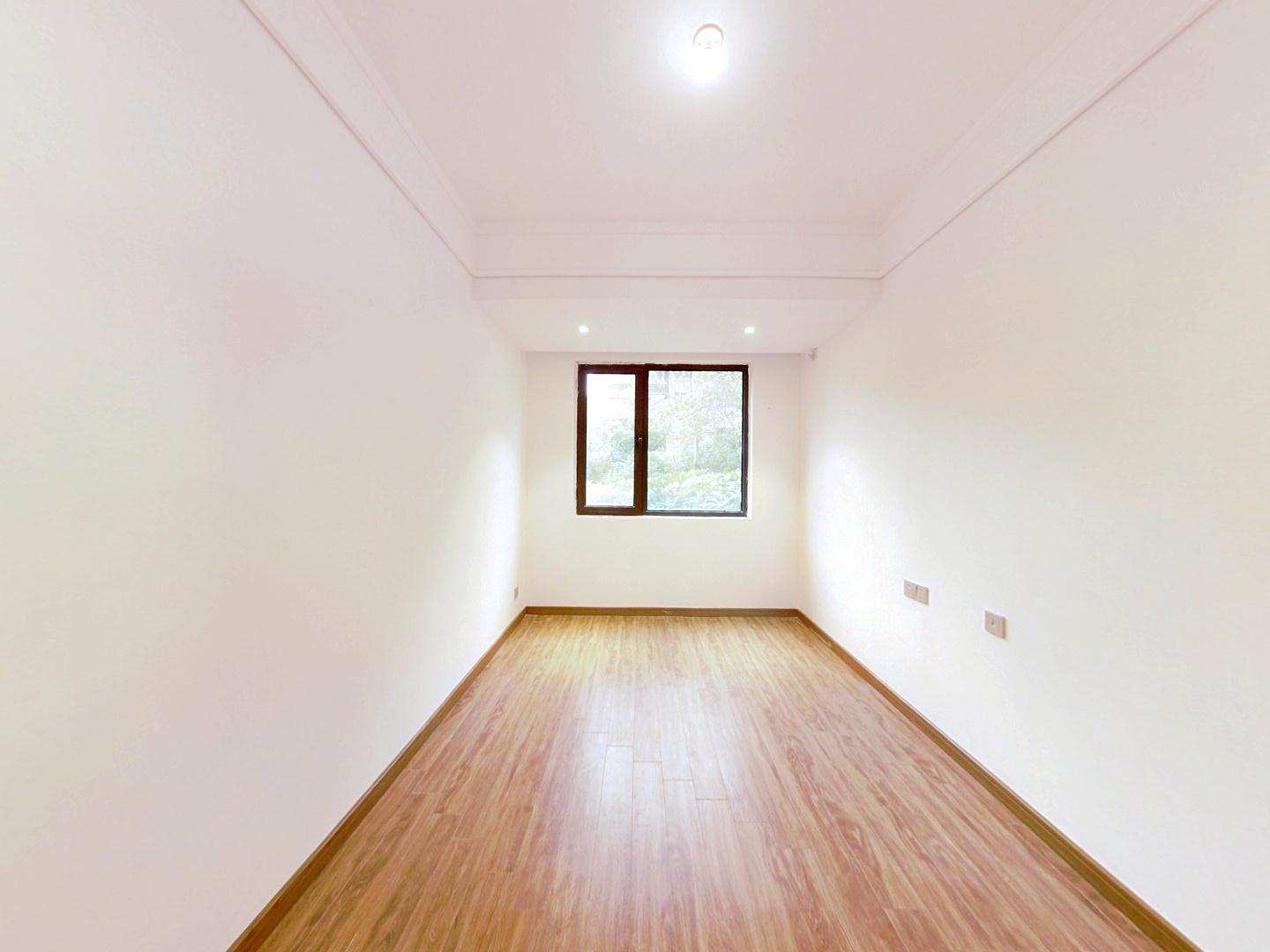 佳期漫 5室2厅2卫 148.80m²