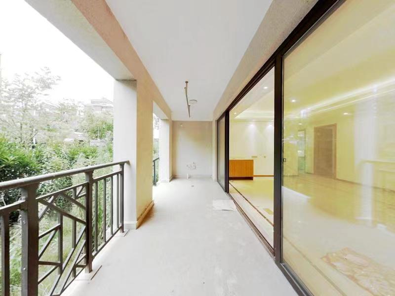 佳期漫 5室2厅2卫 148.80m²