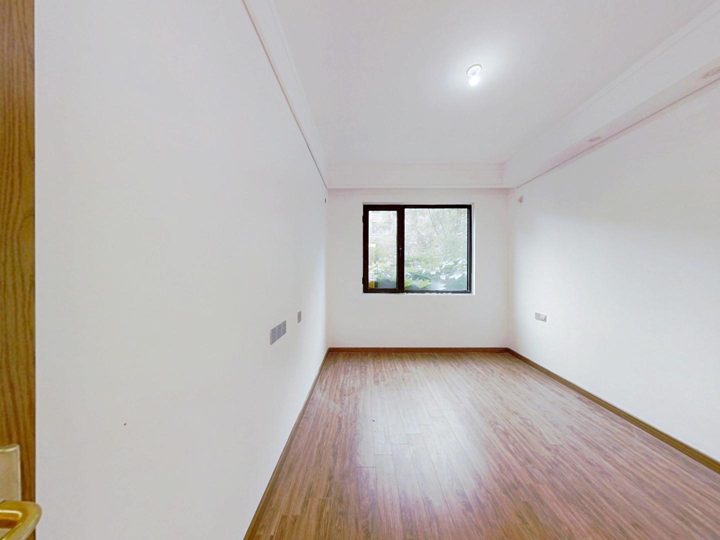 佳期漫 5室2厅2卫 148.80m²