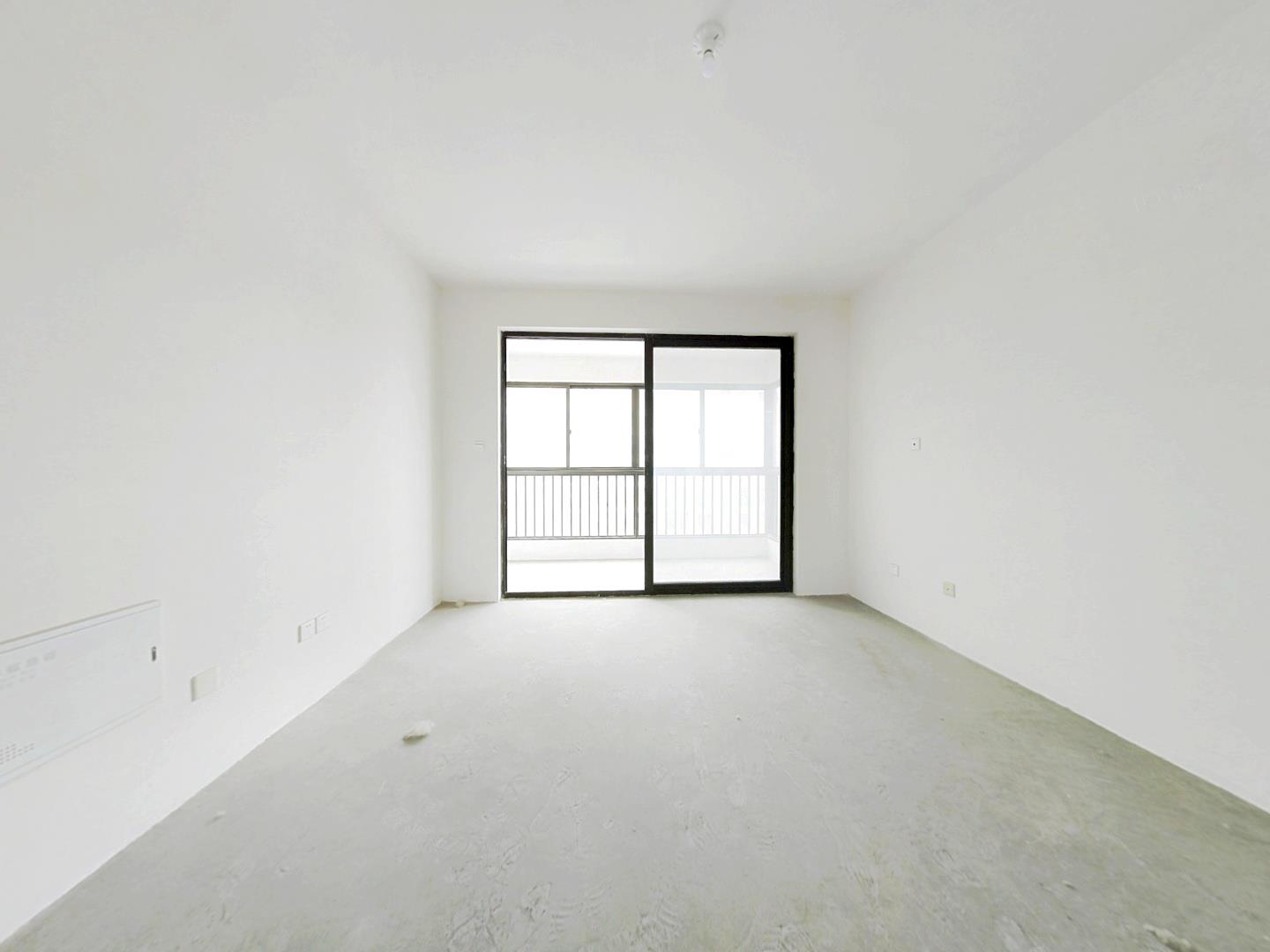 万濠山庄 3室2厅2卫 143m²