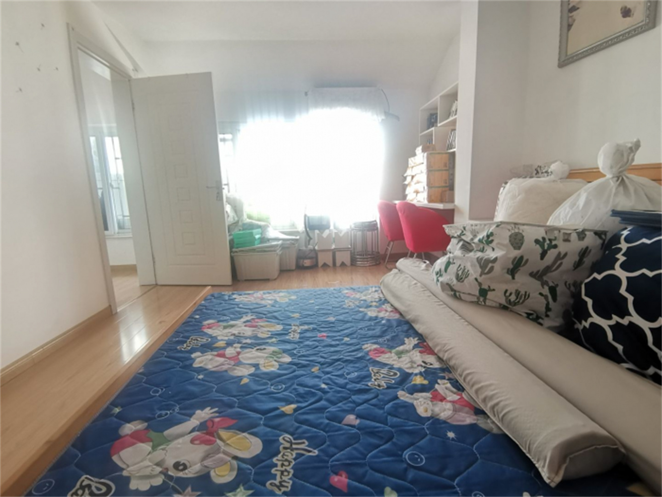 五一新村东区 4室2厅2卫 91.88m&sup2;