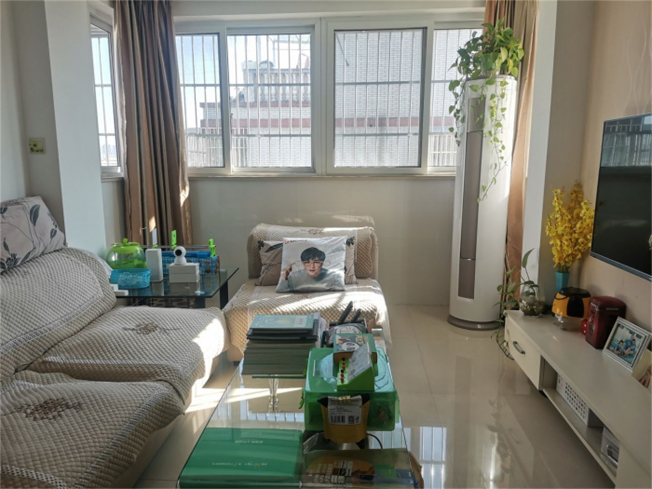 五一新村东区 4室2厅2卫 91.88m&sup2;