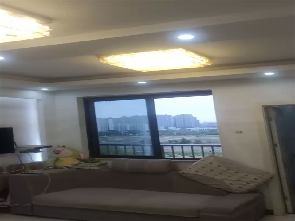同和嘉苑南区 1室1厅1卫 60.8m&sup2;