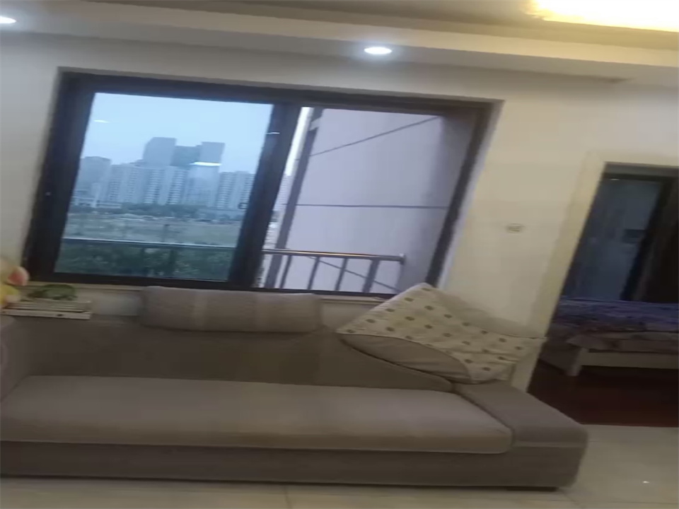 同和嘉苑南区 1室1厅1卫 60.8m&sup2;