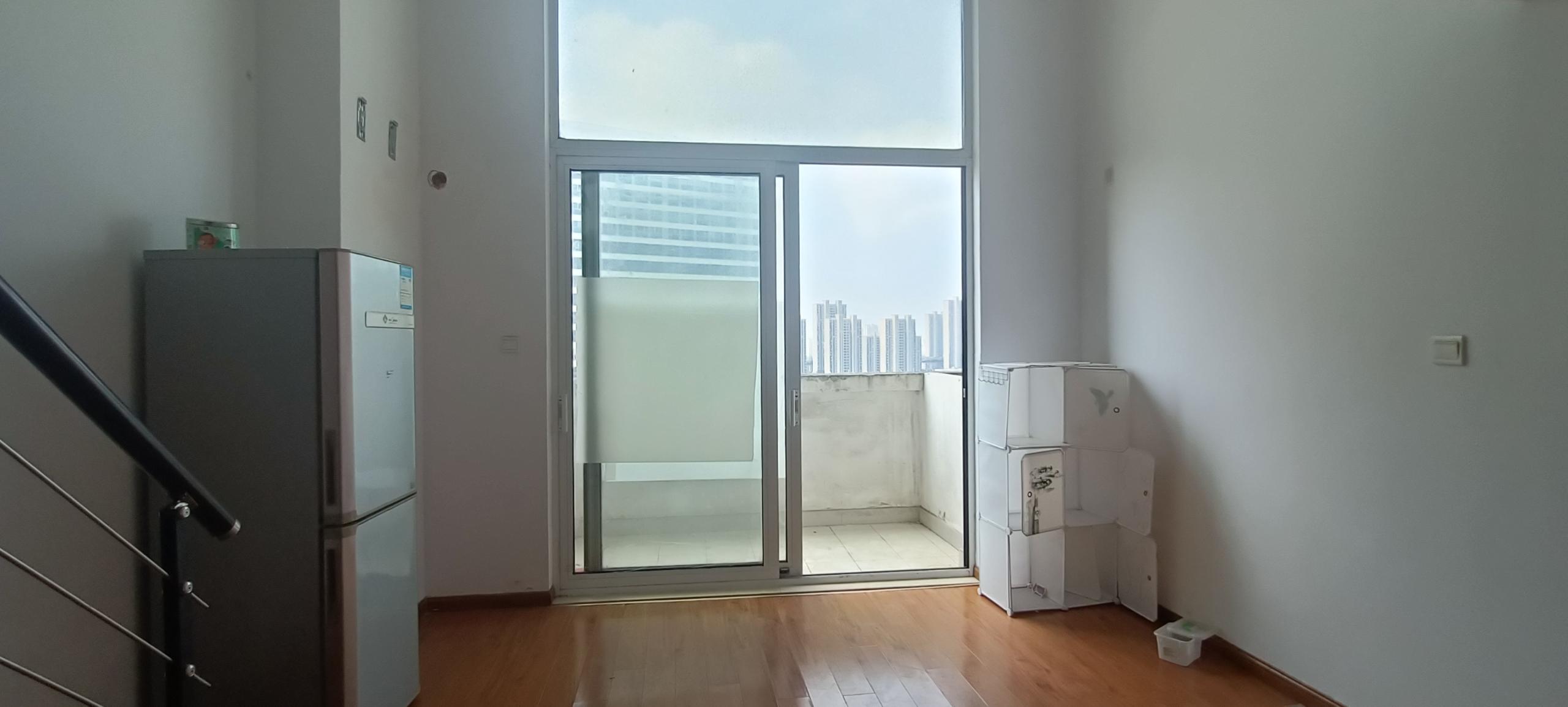 金海岸国际广场 1室1厅1卫 50m&sup2;