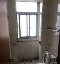 公园三村 2室1厅1卫 61m&sup2;
