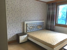 公园三村 2室1厅1卫 61m&sup2;