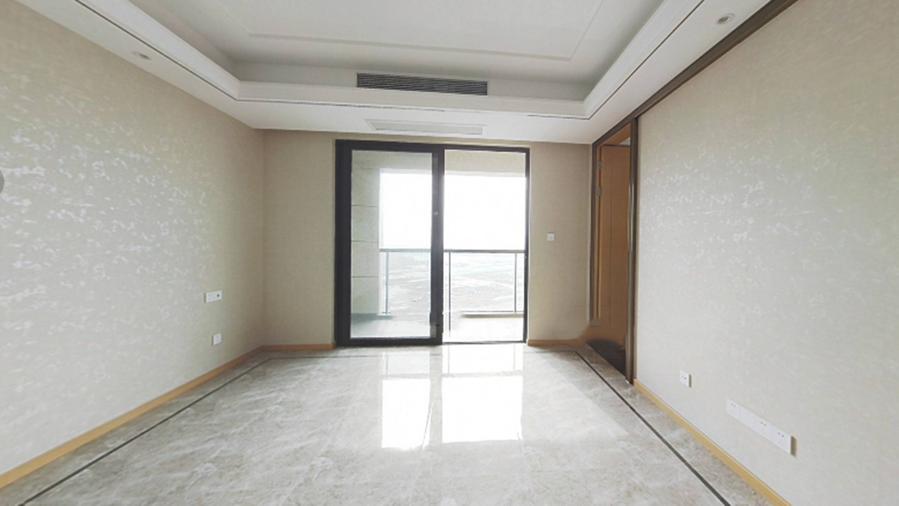 绿城沁园 4室2厅2卫 143m²
