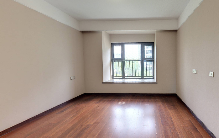 中海翠湖溪岸 4室2厅2卫 143m&sup2;