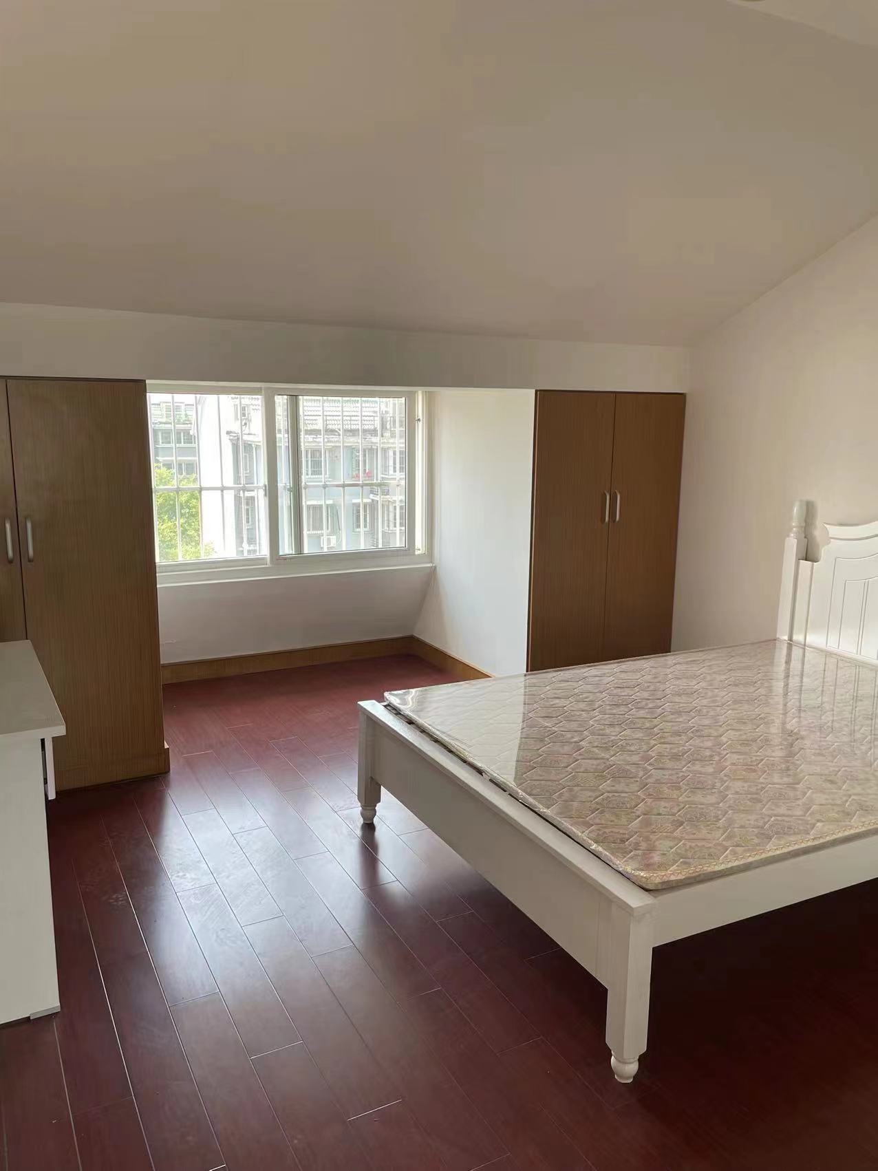 永兴花苑 4室2厅2卫 231m&sup2;